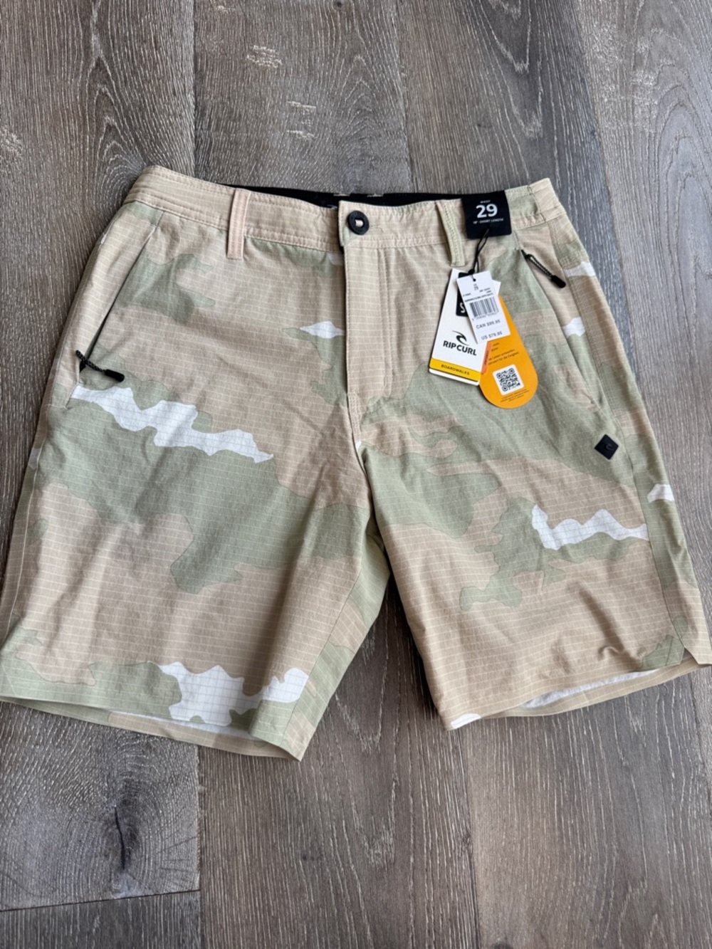 Rip Curl Men’s Tan & Light Green Camo Swim Board Shorts KG0604